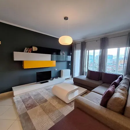 Stylish 1-bedroom Тирана